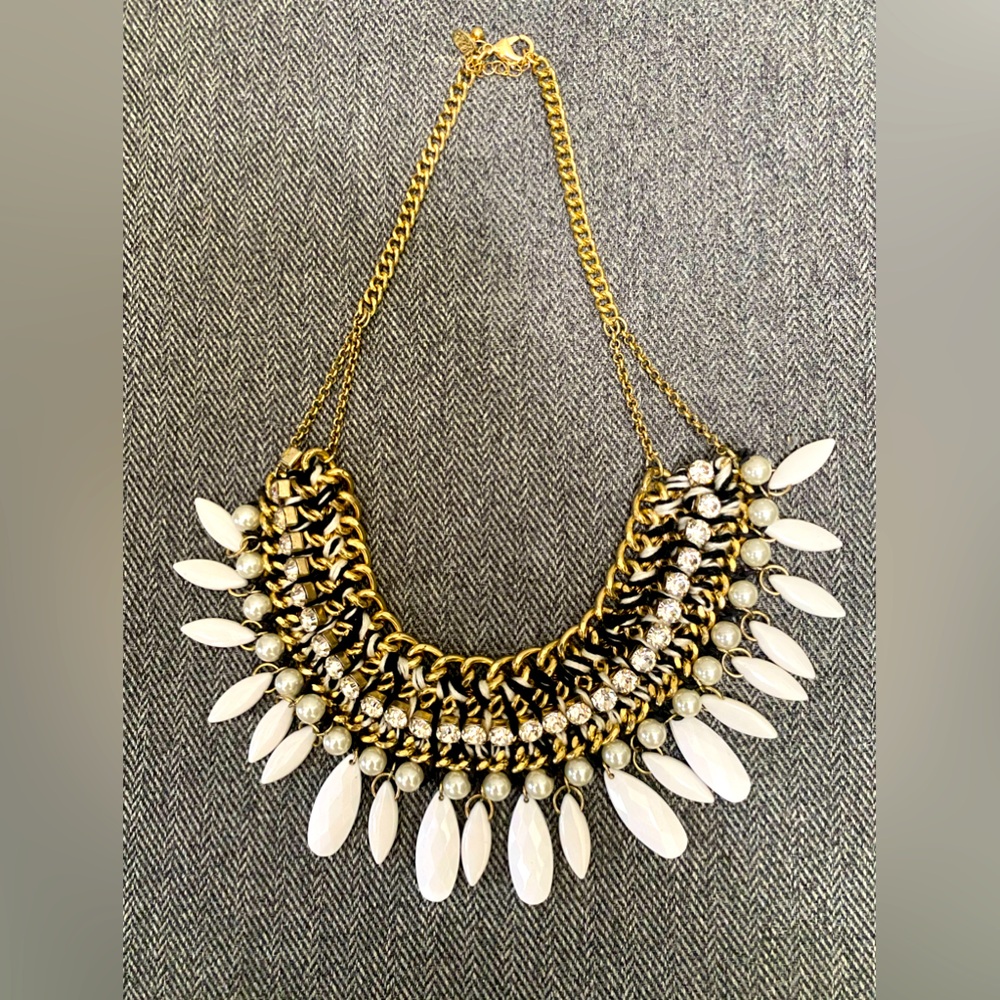Express Statement necklace